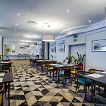 Mercure Centrum Hotel 3*