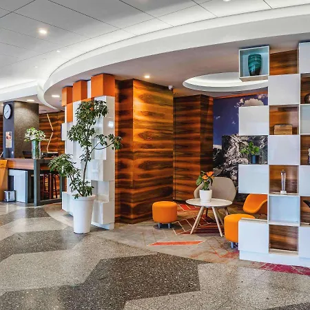 Mercure Centrum 3* Čenstochová