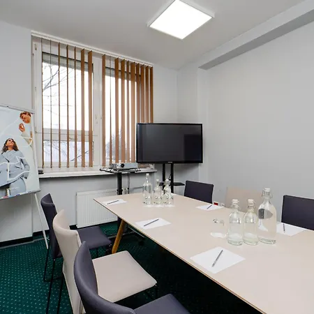 Mercure Centrum Hotel 3*