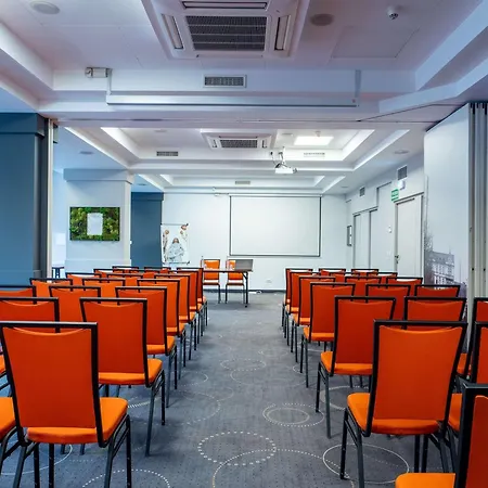 Mercure Centrum Hotel 3*