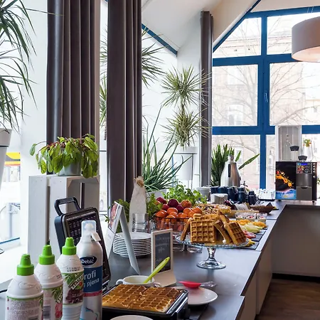 Mercure Centrum 3* Ζεστοκόβα