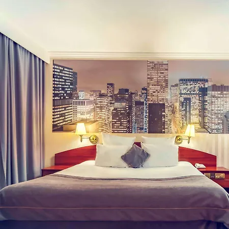 メルキュール チェンストホーバ セントラム 3*