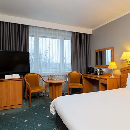 メルキュール チェンストホーバ セントラム 3* ブィドゴシュチュ