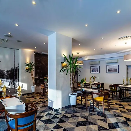 Mercure Centrum 3*