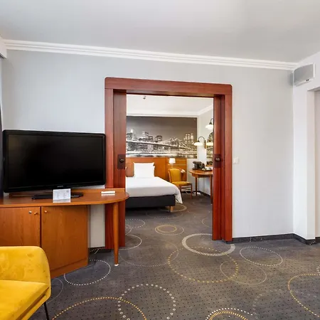 Mercure Centrum 3* Czestochowa